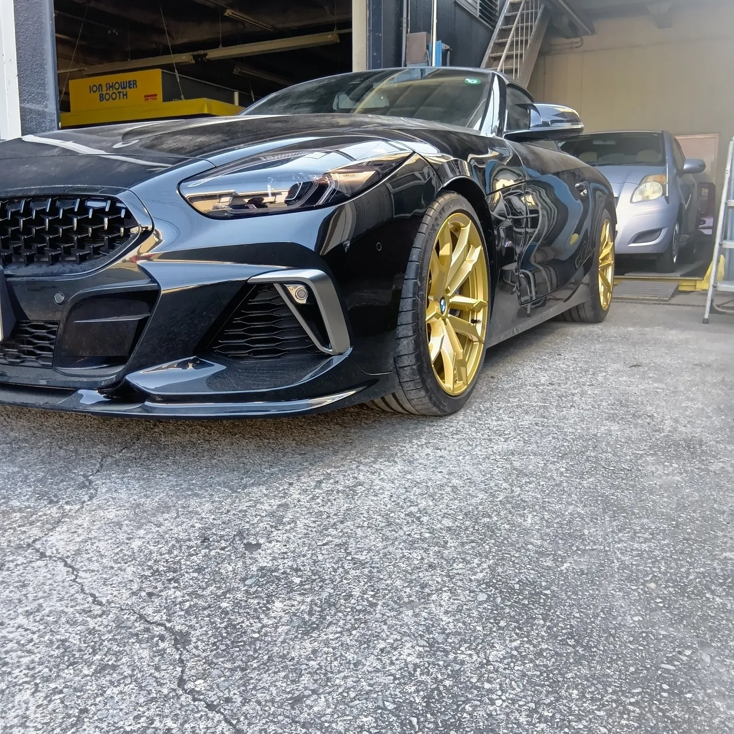 BMW Z4 純正アルミホイール全塗装　ゴールド編　