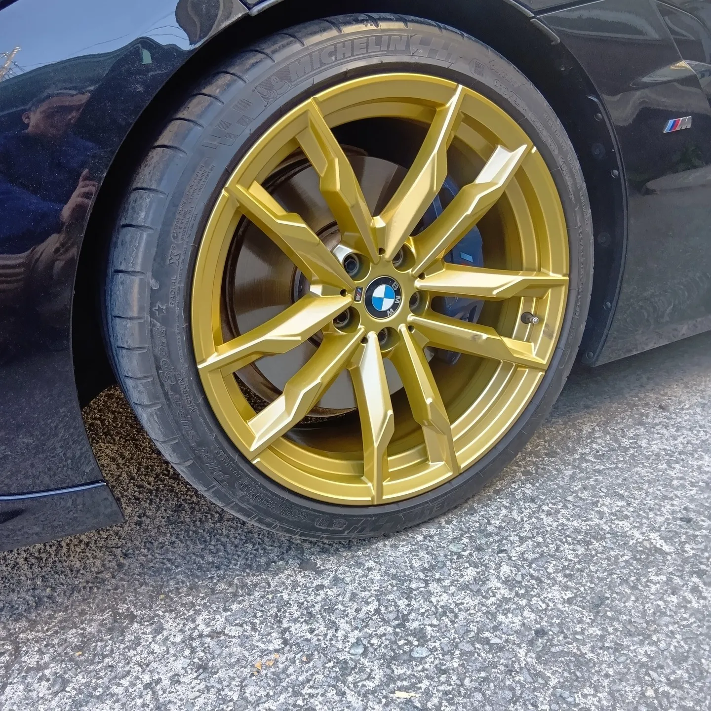 BMW Z4 純正アルミホイール全塗装　ゴールド編　